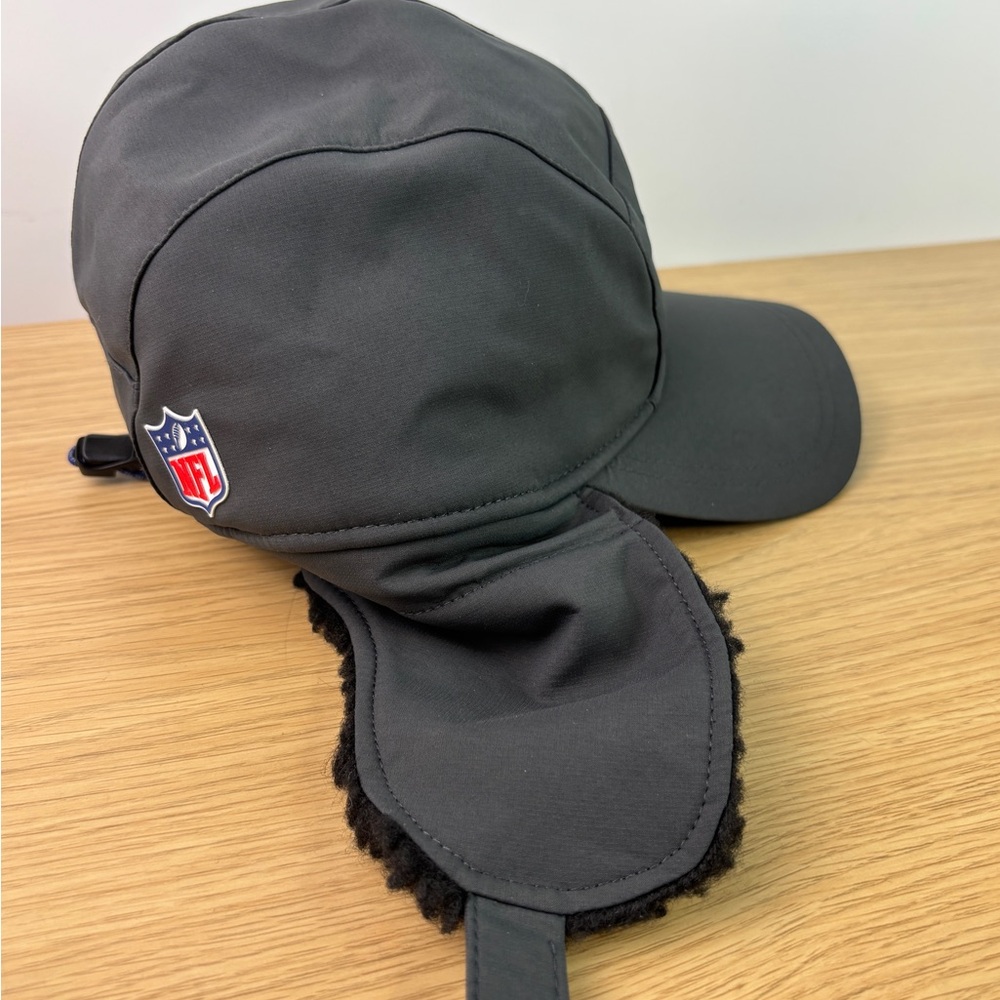 New Era Indianapolis Colts Charcoal 2025 Earflap Cap - Picture 4 of 7